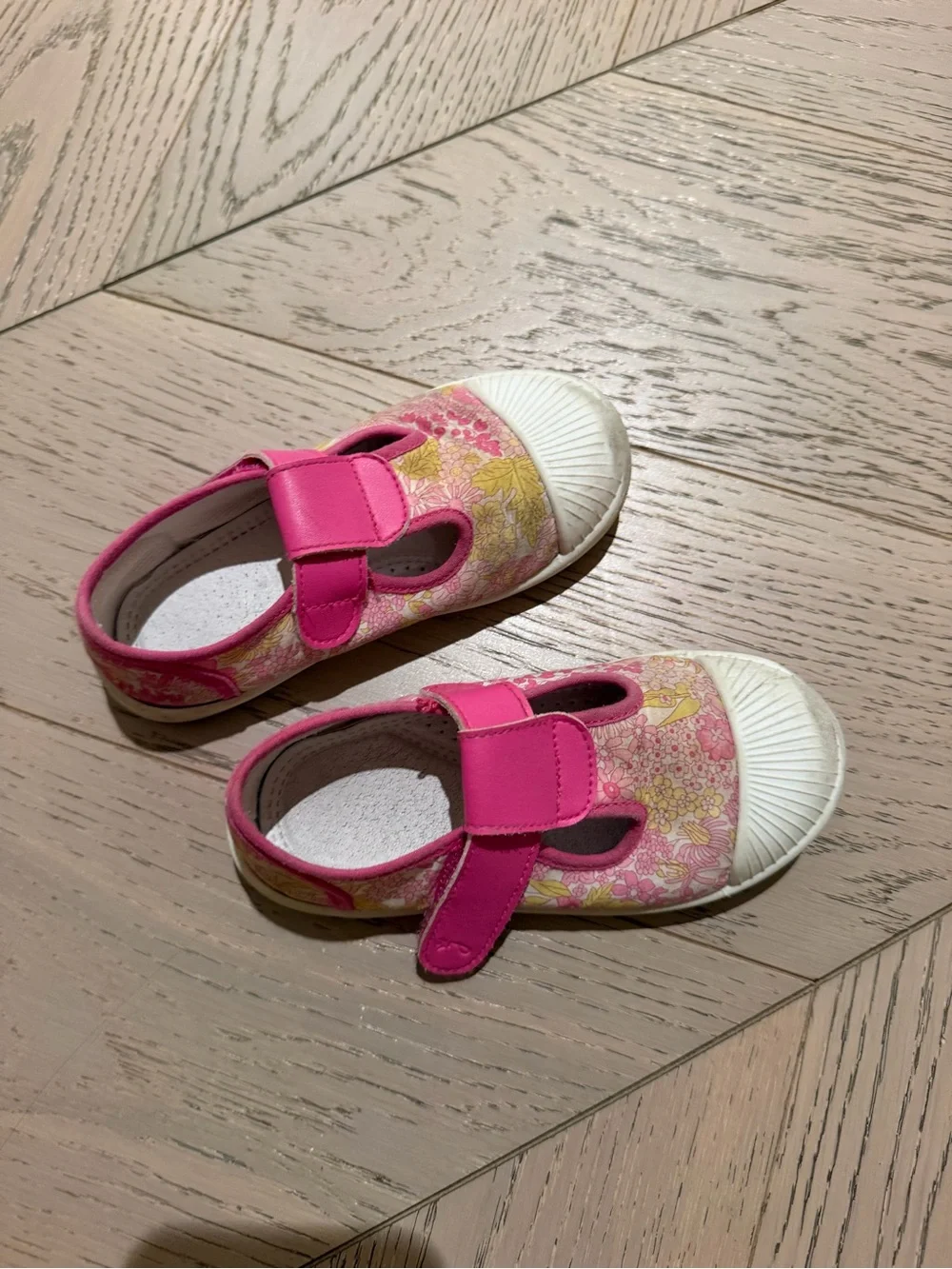 Jacadi Pink Floral Girls' Mary Jane Sneakers